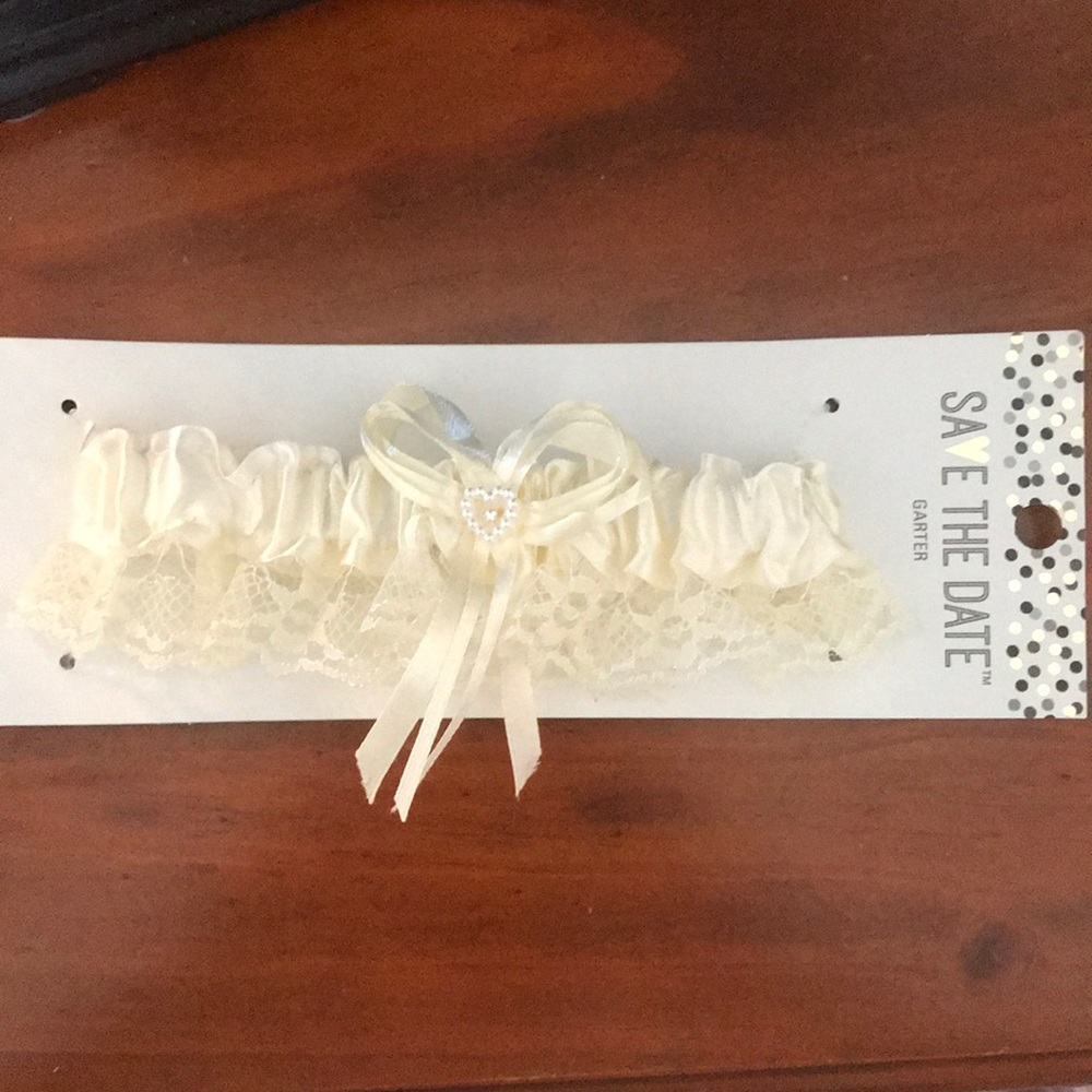 Garter! New!